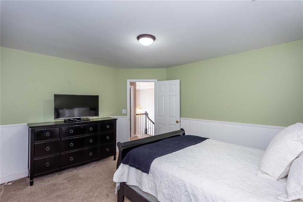 3011 OAK HAMPTON Court