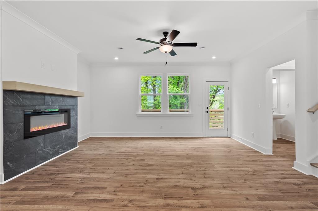 586 Avondale Park Circle