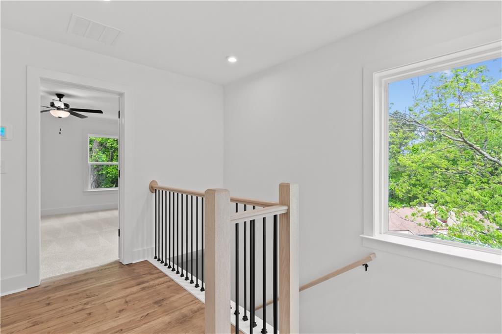 586 Avondale Park Circle