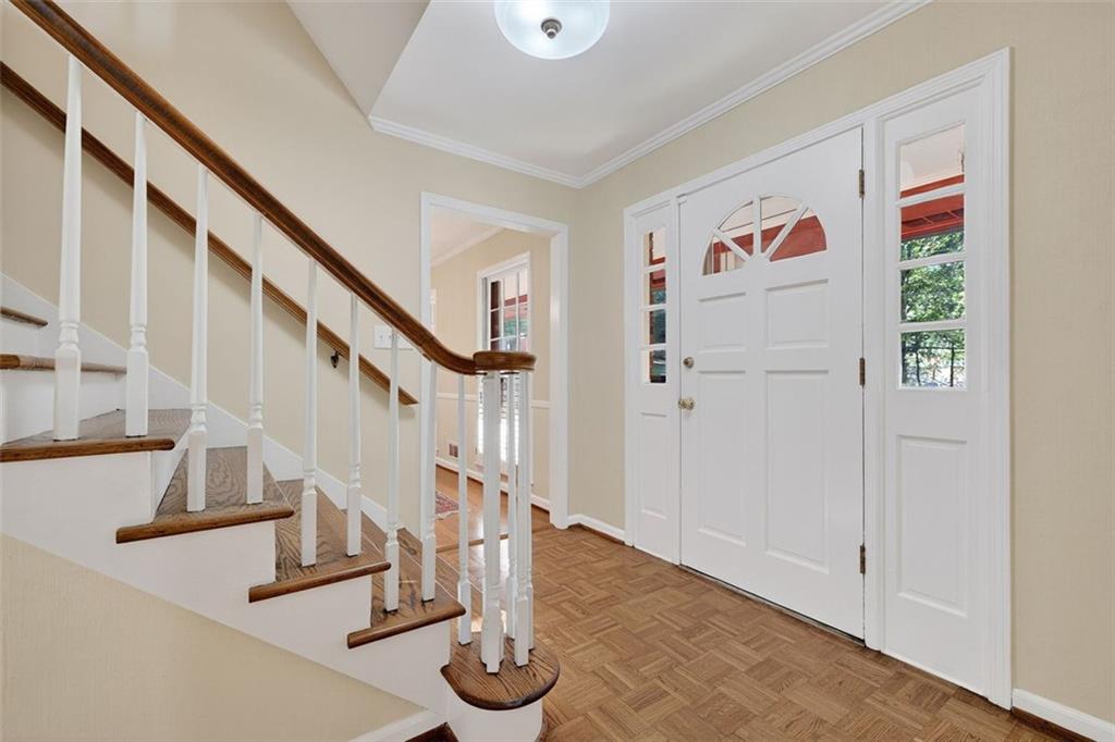 4098 Nancy Creek Way NE