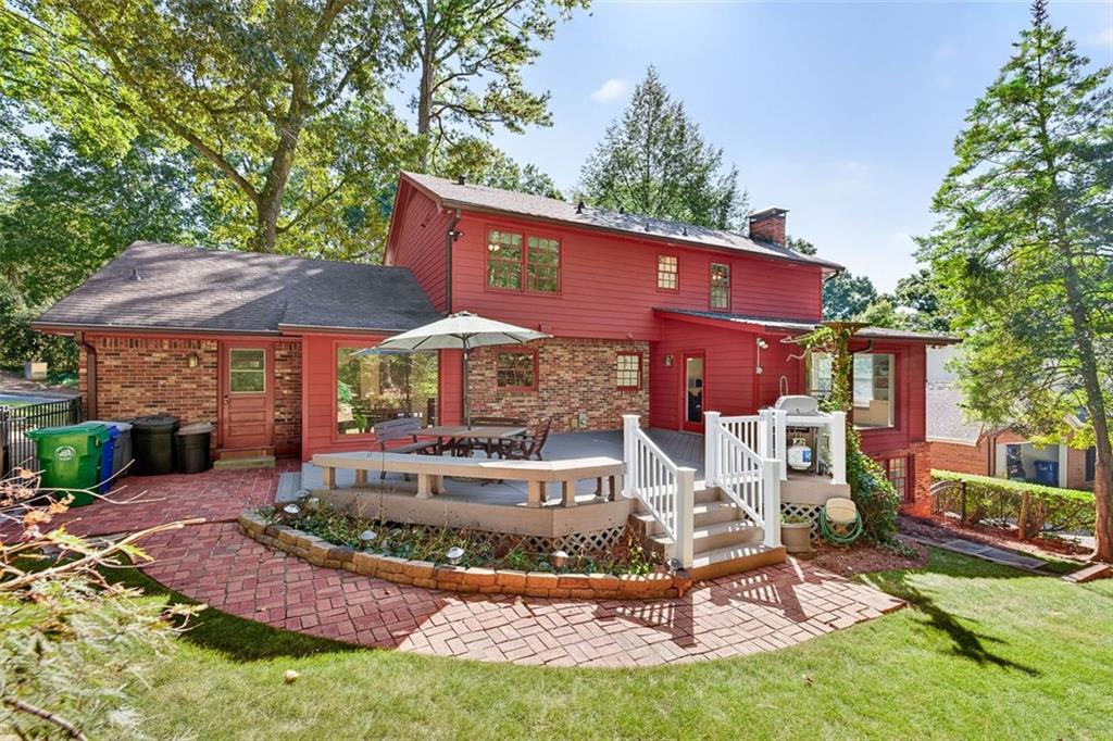 4098 Nancy Creek Way NE