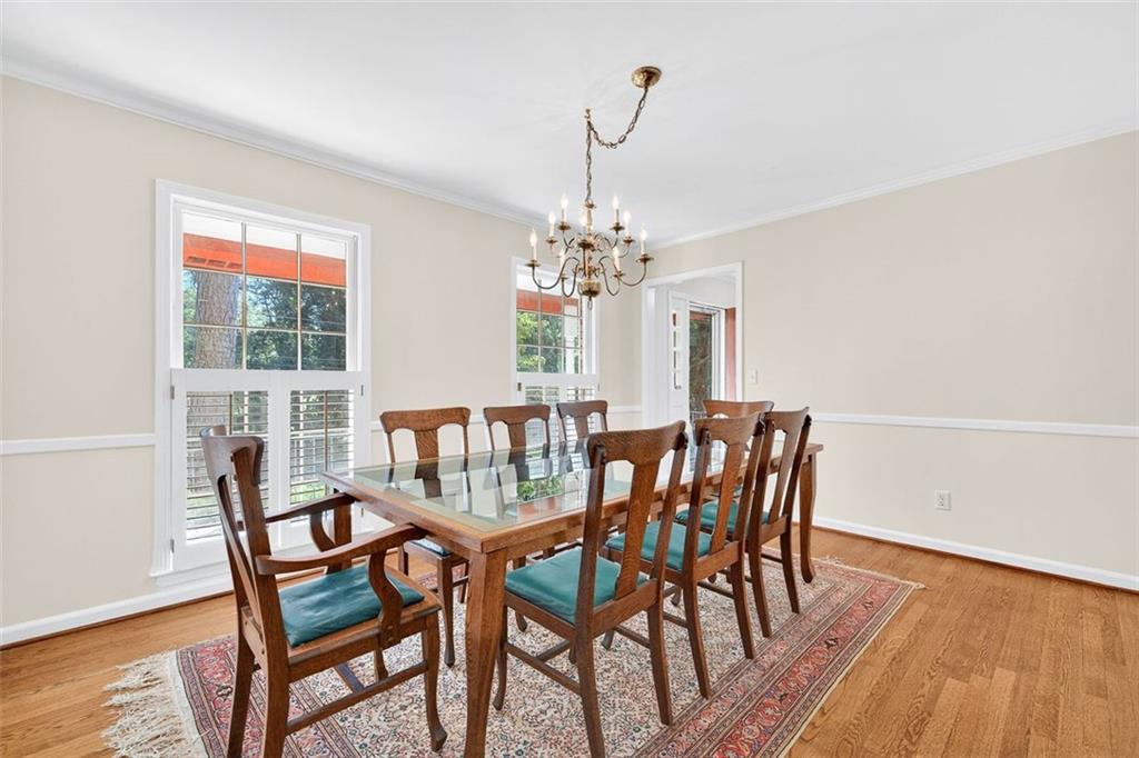 4098 Nancy Creek Way NE