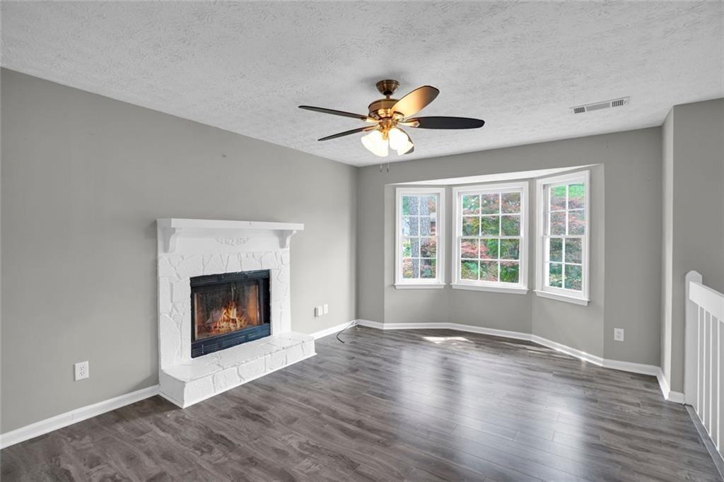 450 Canterbury Lane