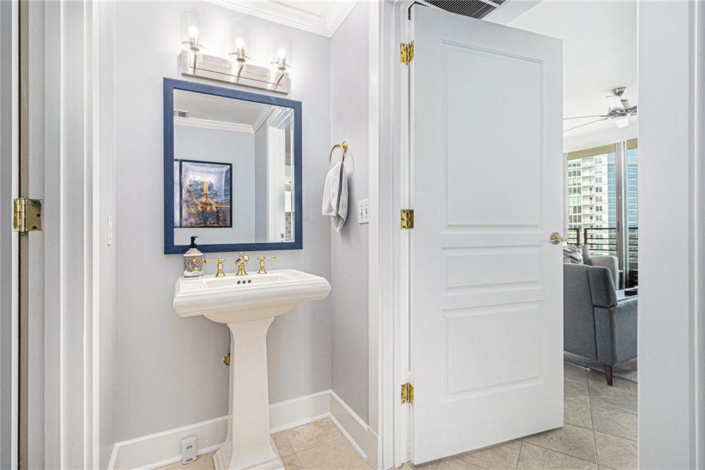 700 Park Regency Place NE Unit 1706