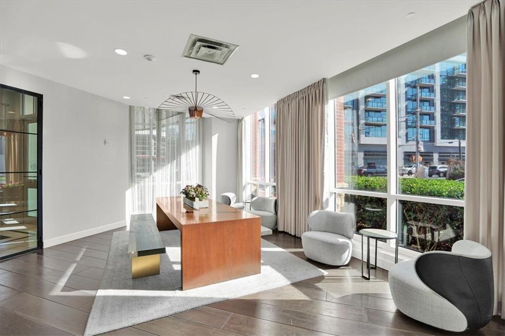 325 E Paces Ferry Road NE Unit 1411