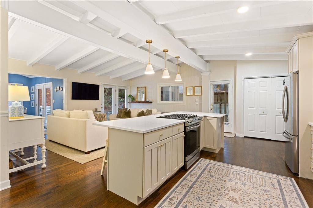 2247 Drew Valley Road NE