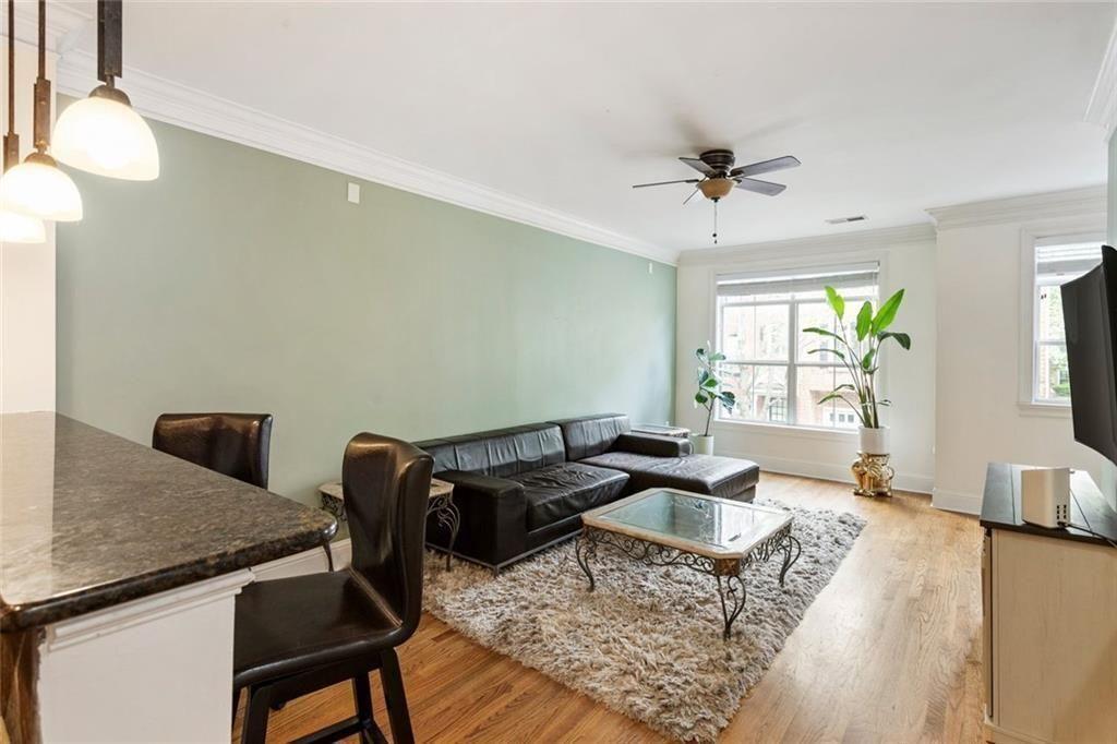 5523 Glenridge Park NE