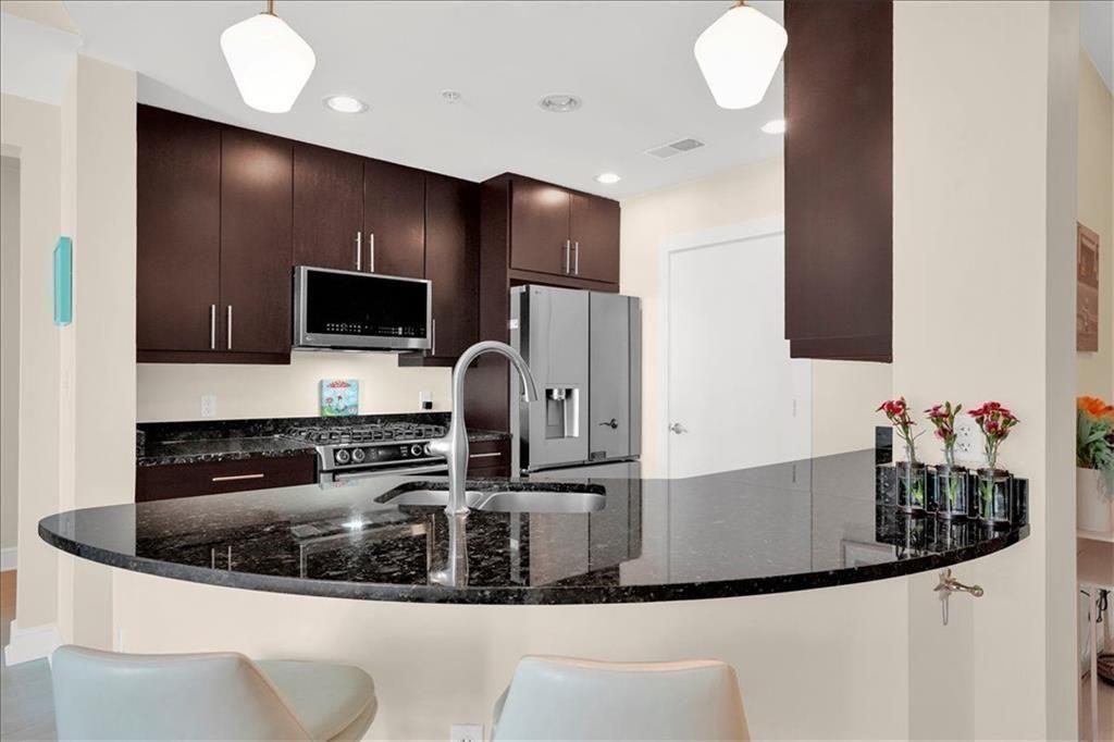 222 12th Street NE Unit 801