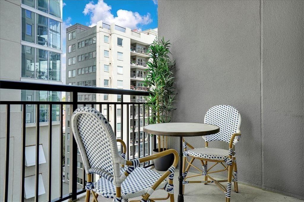 222 12th Street NE Unit 801