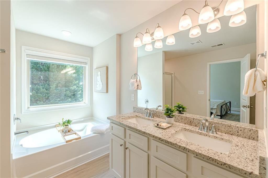 317 Vista Lake Drive