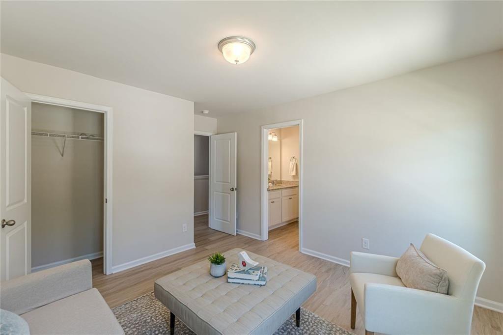 317 Vista Lake Drive