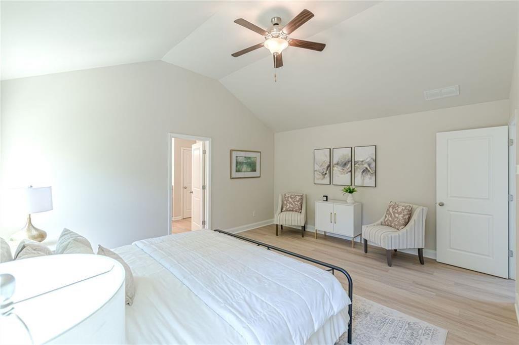 317 Vista Lake Drive