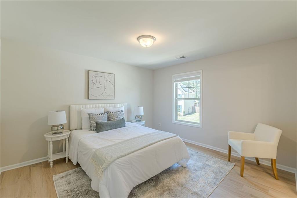 317 Vista Lake Drive