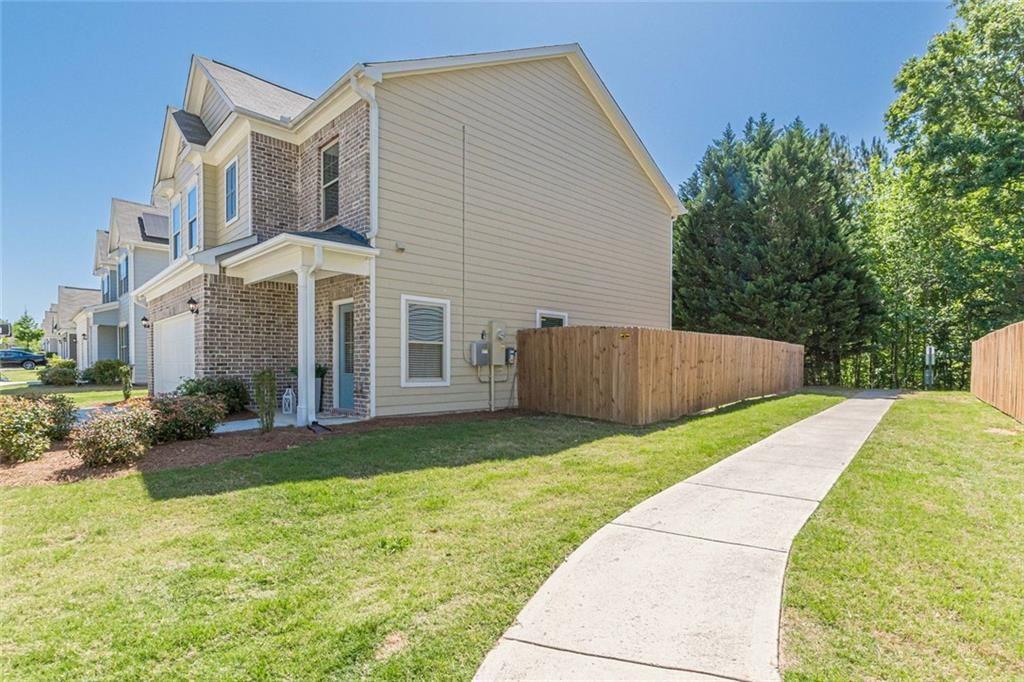 317 Vista Lake Drive