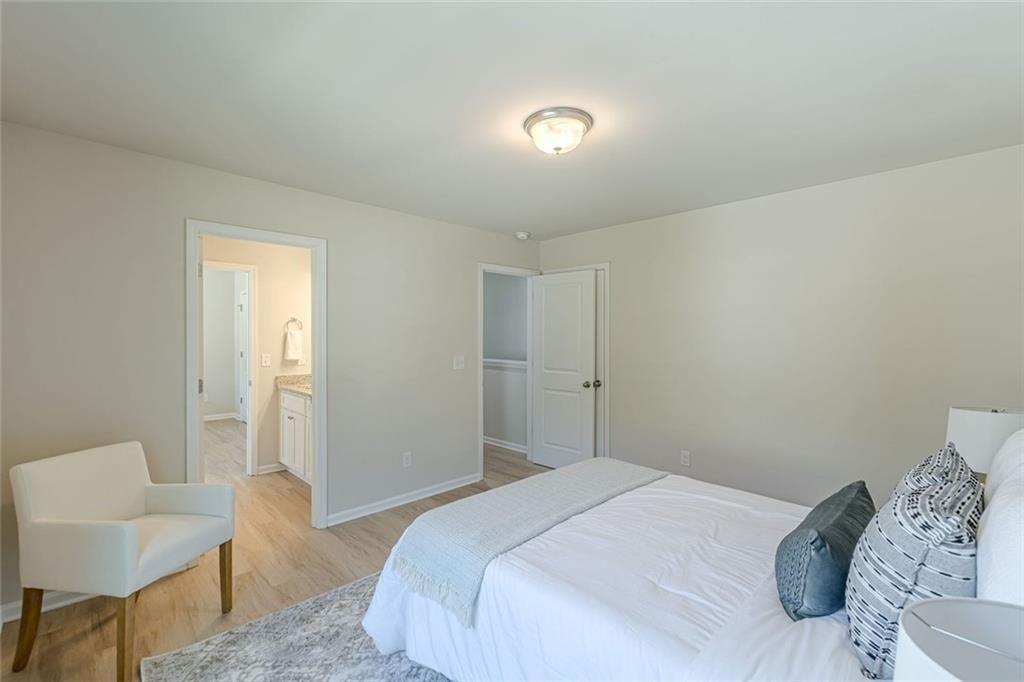 317 Vista Lake Drive