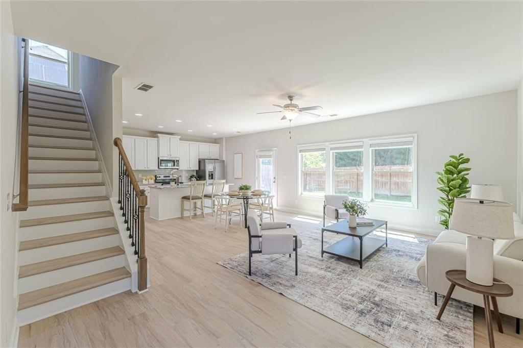 317 Vista Lake Drive