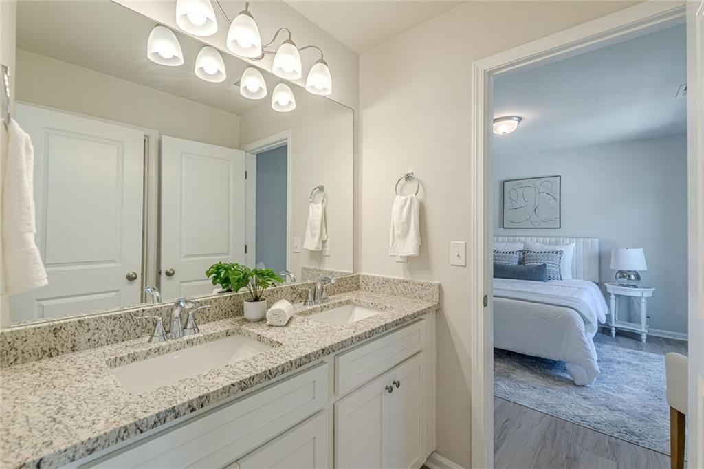 317 Vista Lake Drive