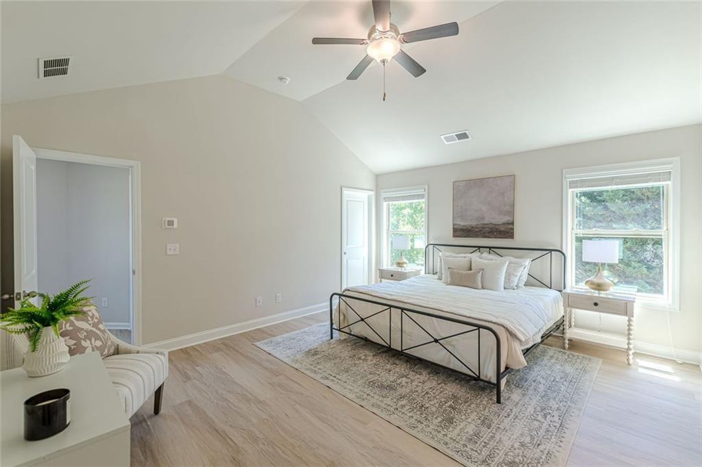 317 Vista Lake Drive