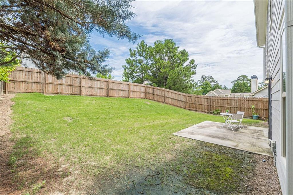 102 Edgeview Court