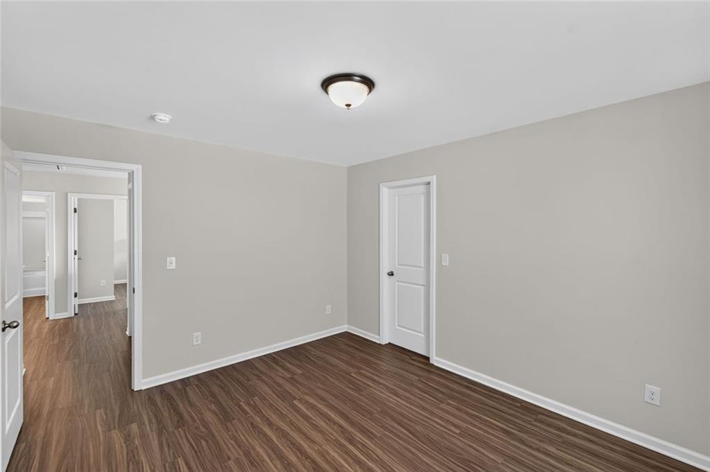 102 Edgeview Court