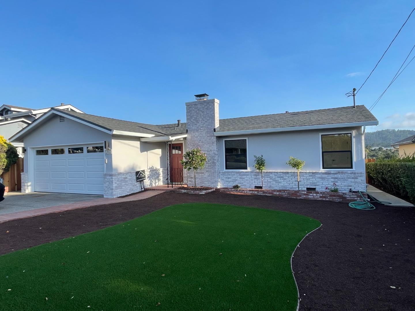 954 Portola Drive