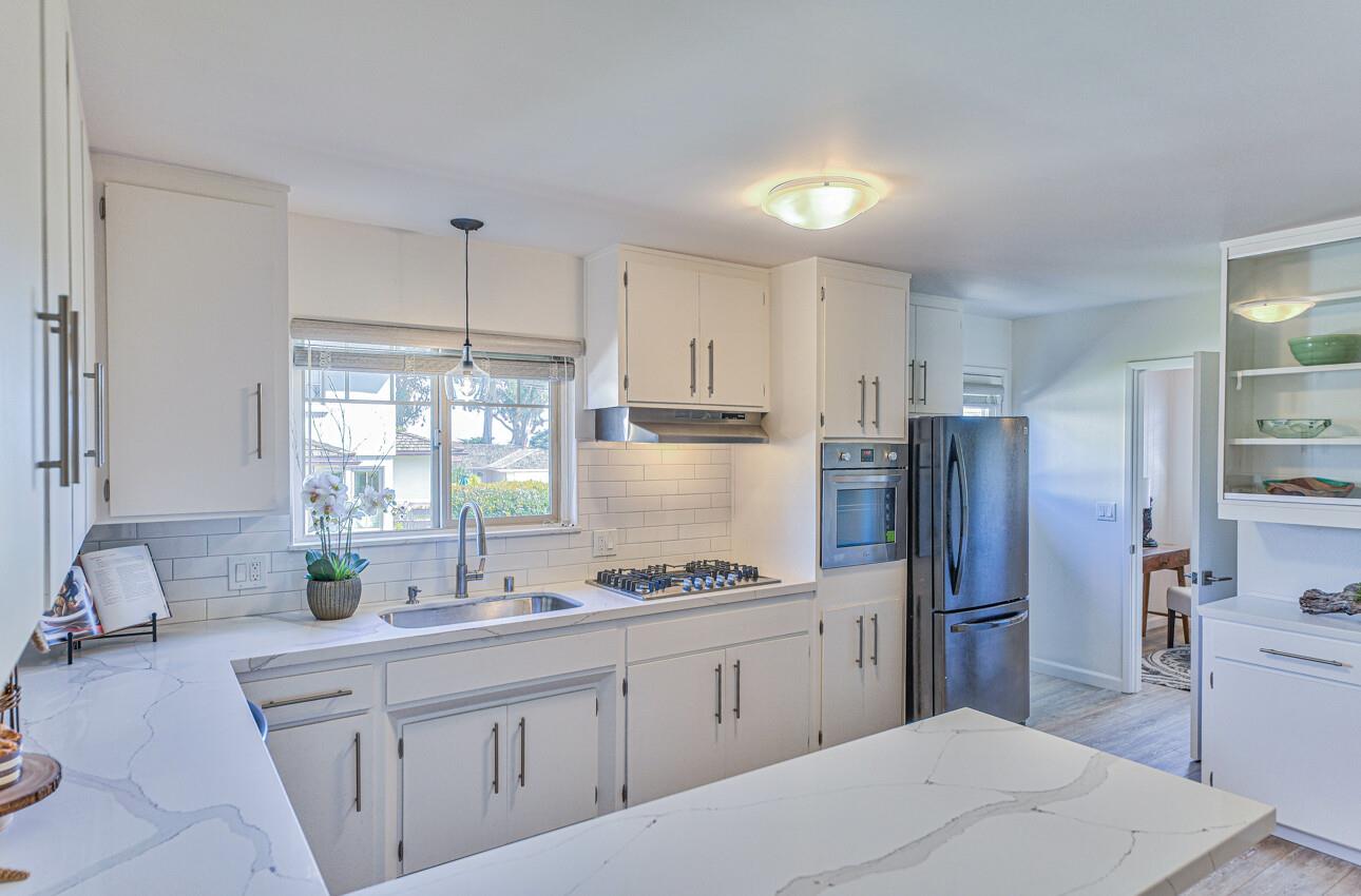181 Del Monte BLVD