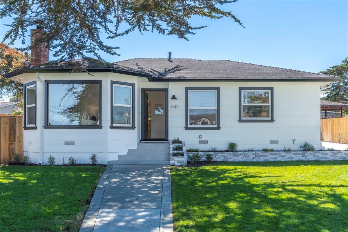 1133 Del Monte BLVD