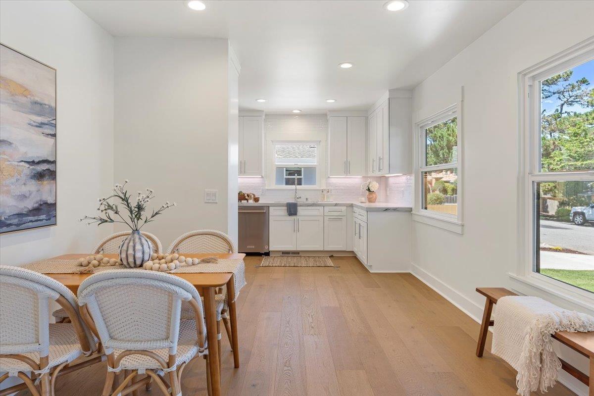 1133 Del Monte BLVD