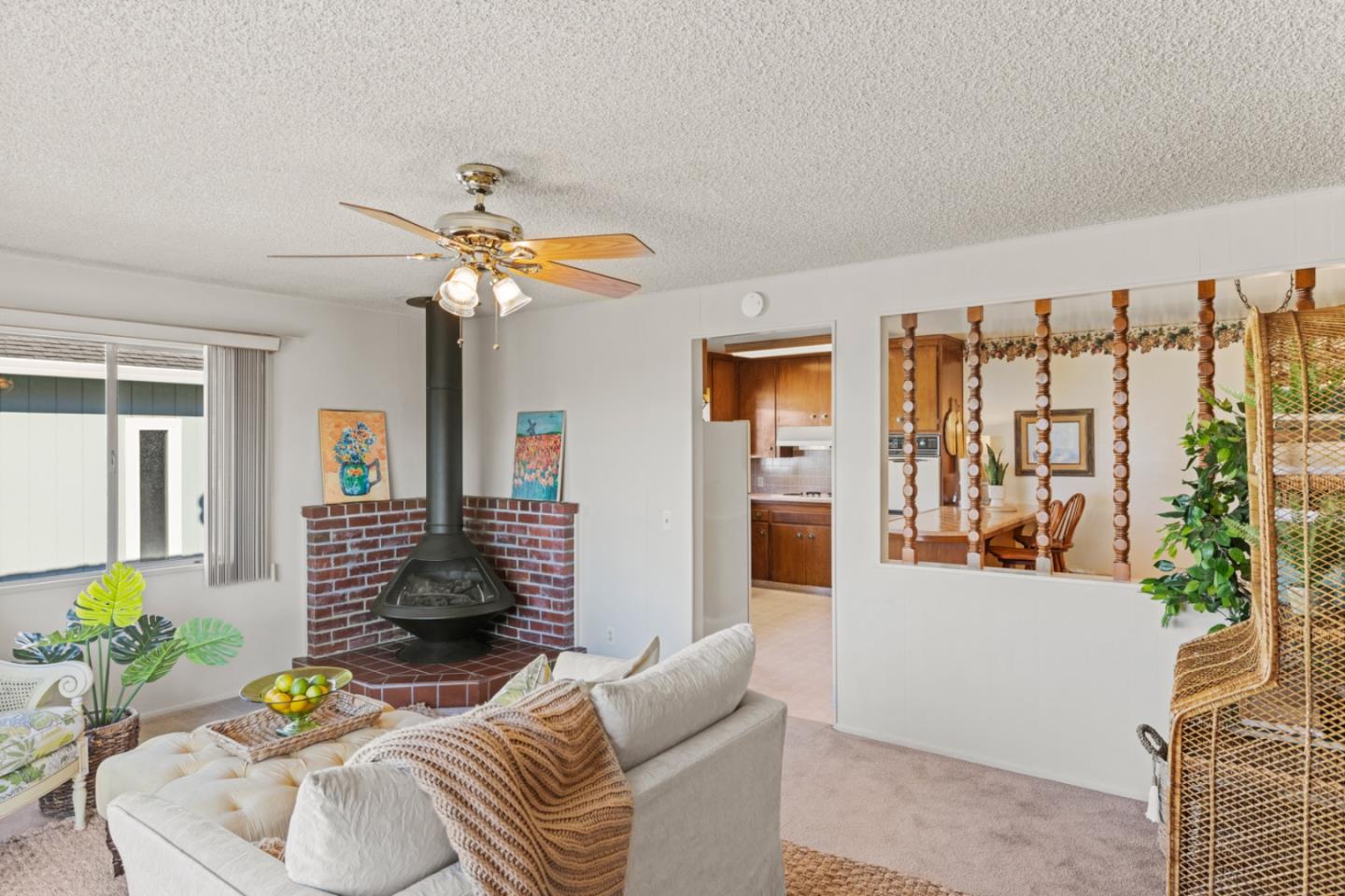 2828 Forest Hill BLVD