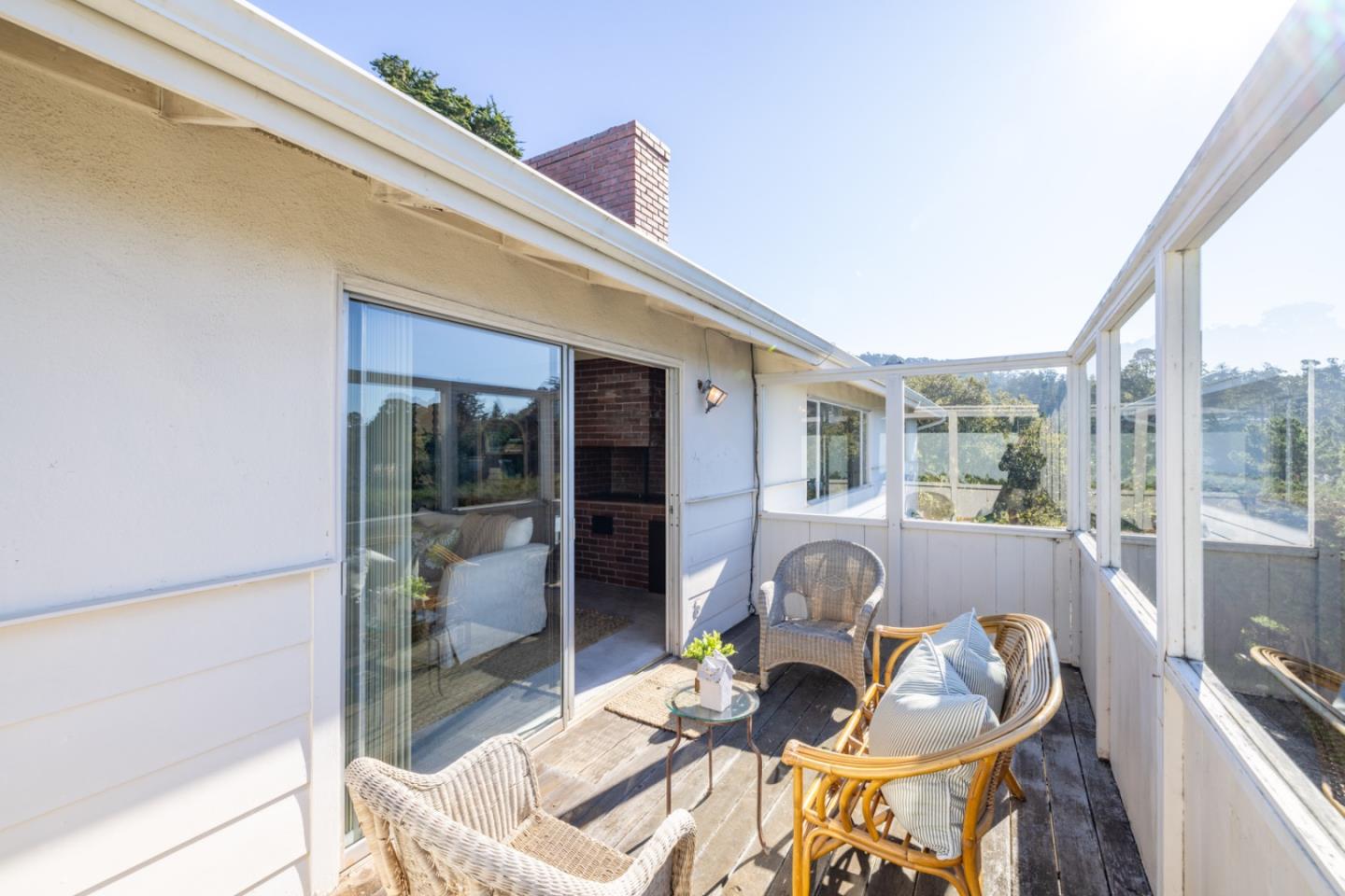 2828 Forest Hill BLVD