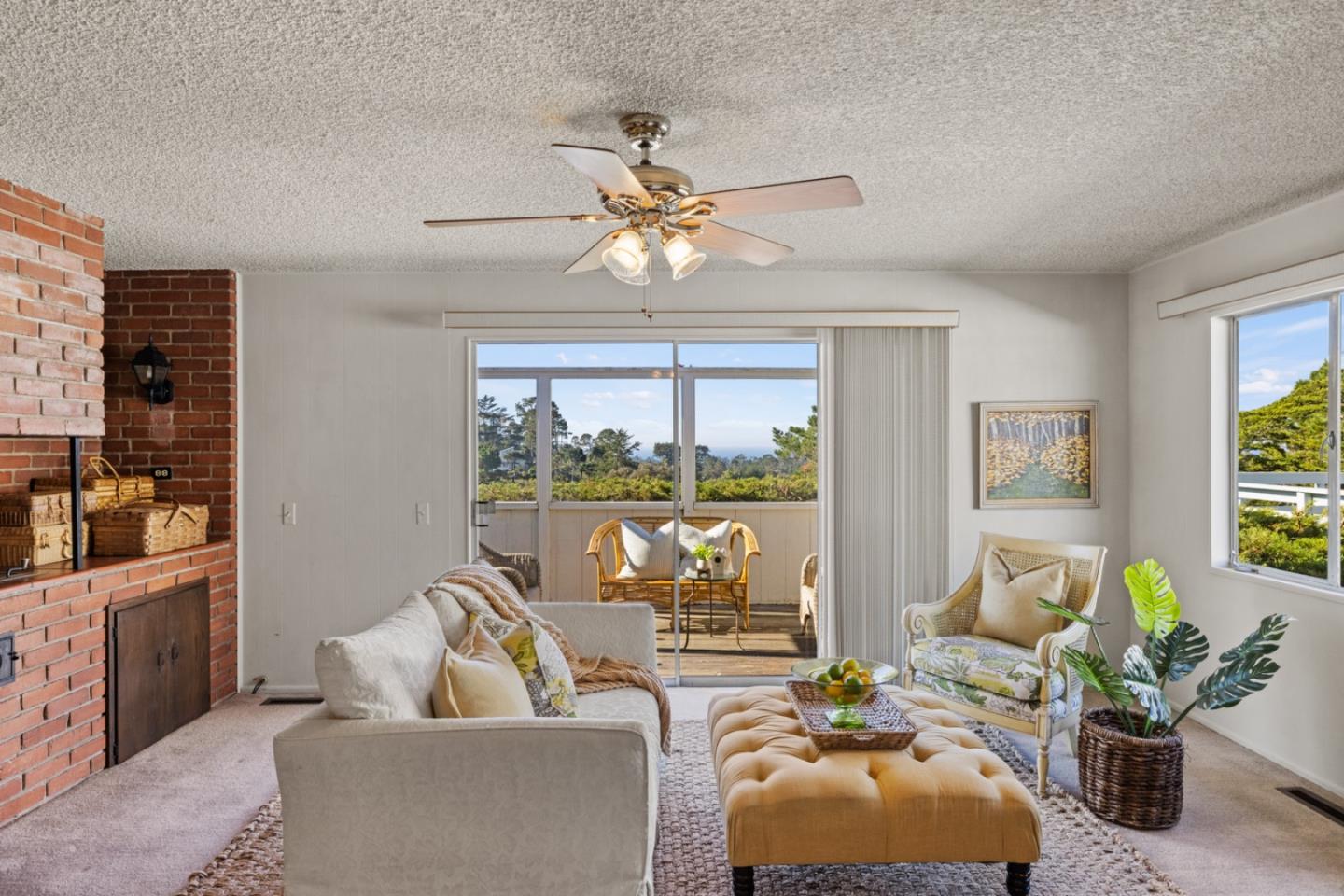 2828 Forest Hill BLVD