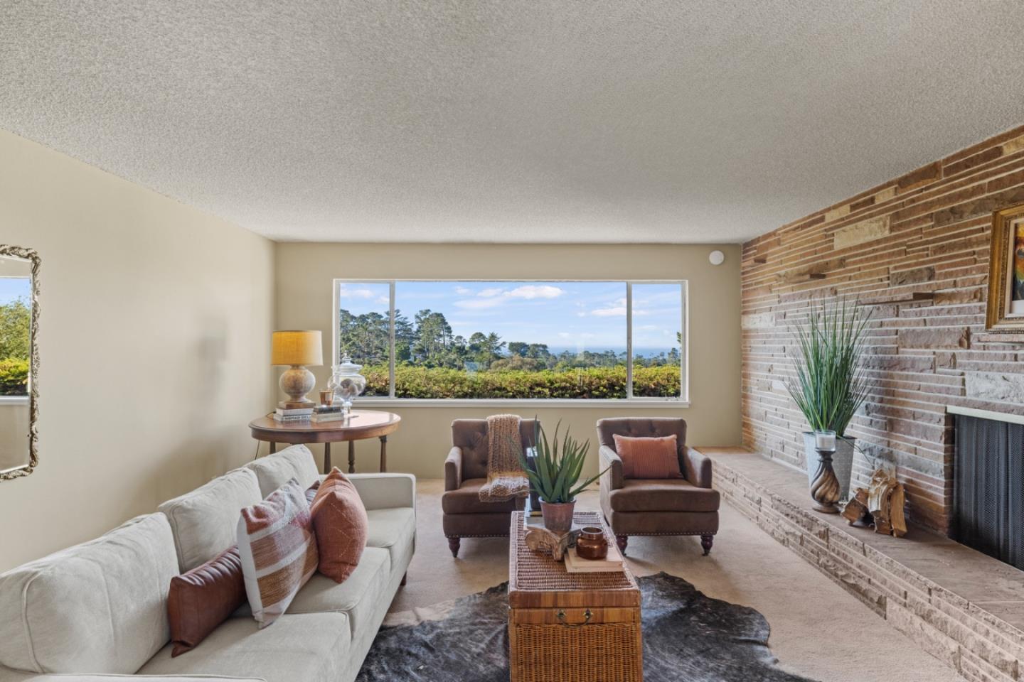 2828 Forest Hill BLVD