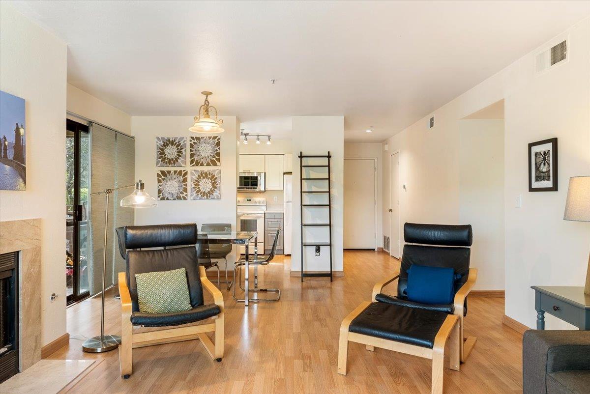 241 Quail Run CT