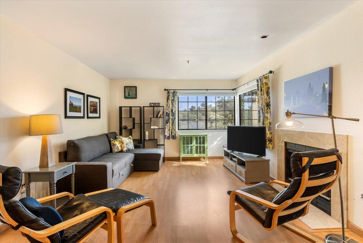 241 Quail Run CT