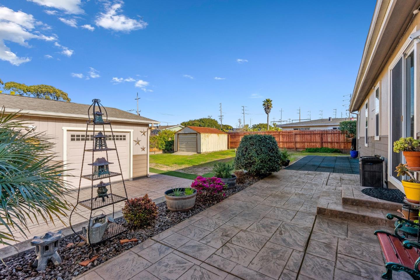 541 Casanova AVE