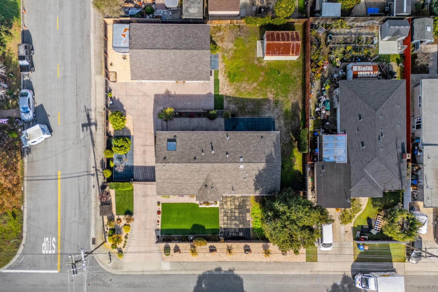 541 Casanova AVE