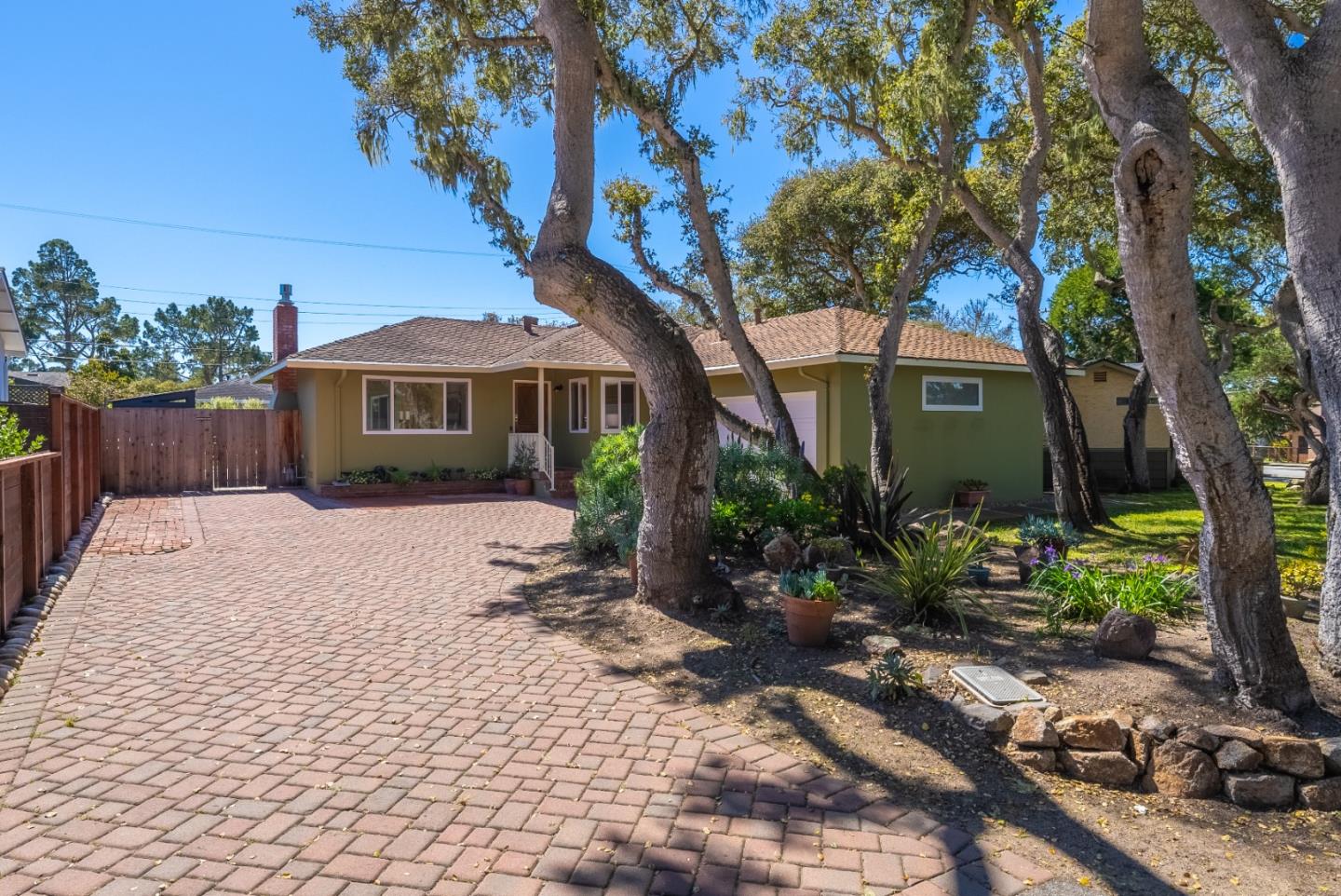 743 Marino Pines RD