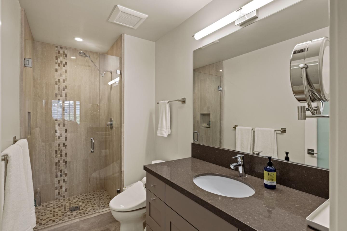 1007 Brentwood Court