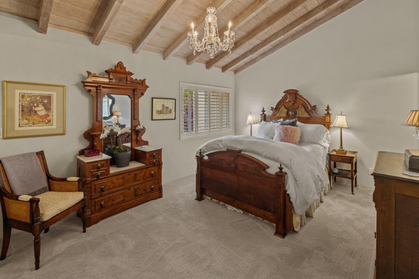 1007 Brentwood Court