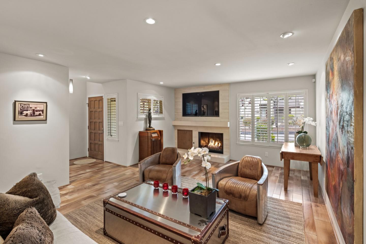 1007 Brentwood Court