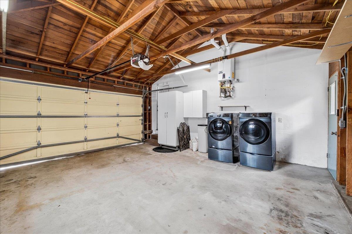 712 Sunset Drive