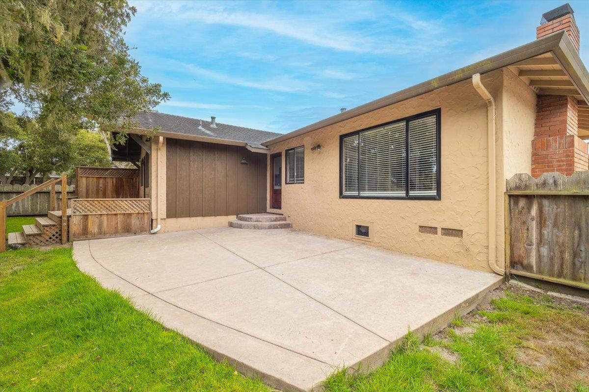 712 Sunset Drive
