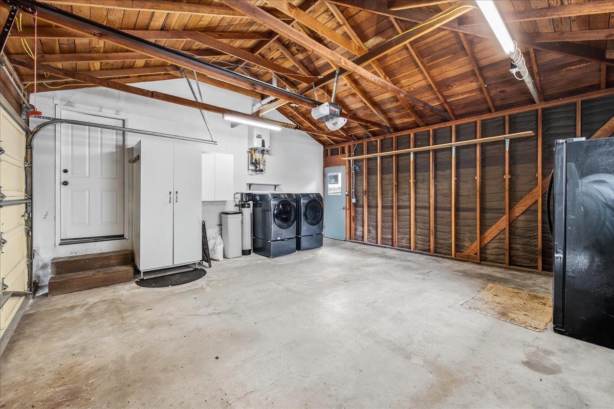 712 Sunset Drive