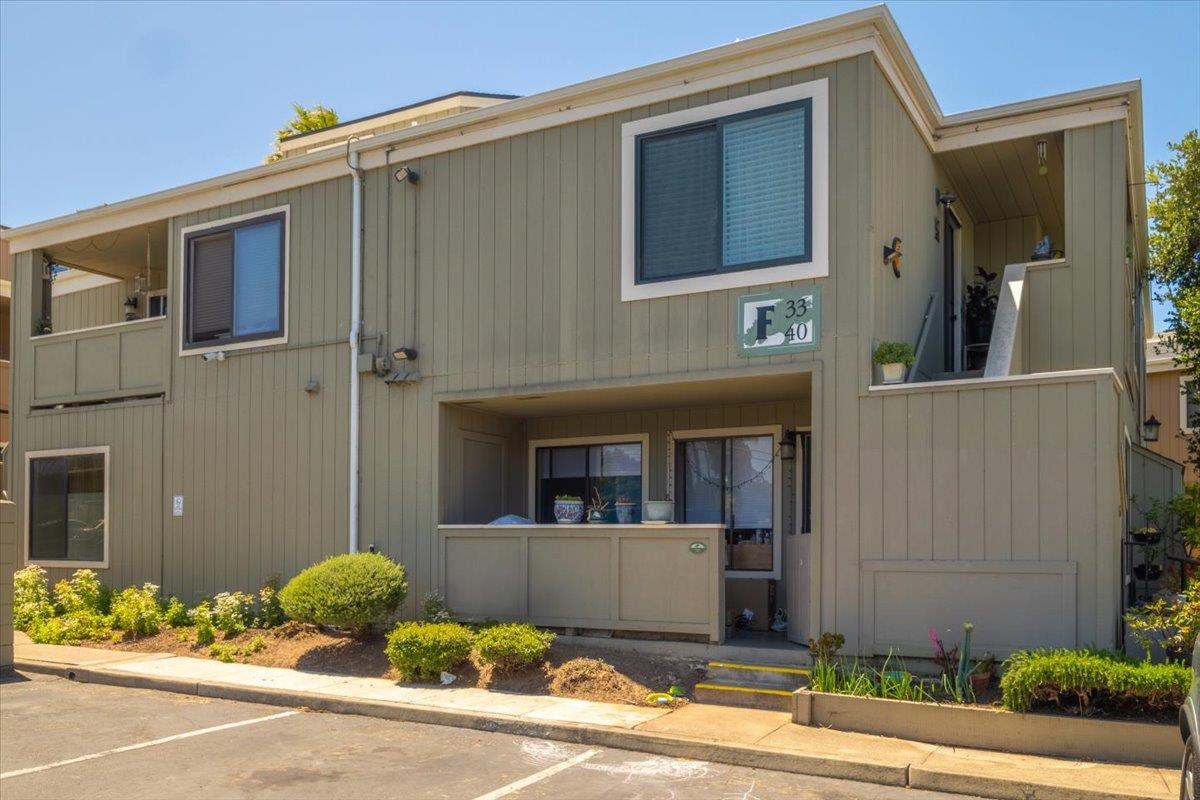 820 Casanova Avenue 33