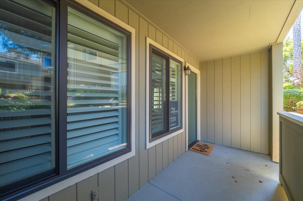 820 Casanova Avenue 33