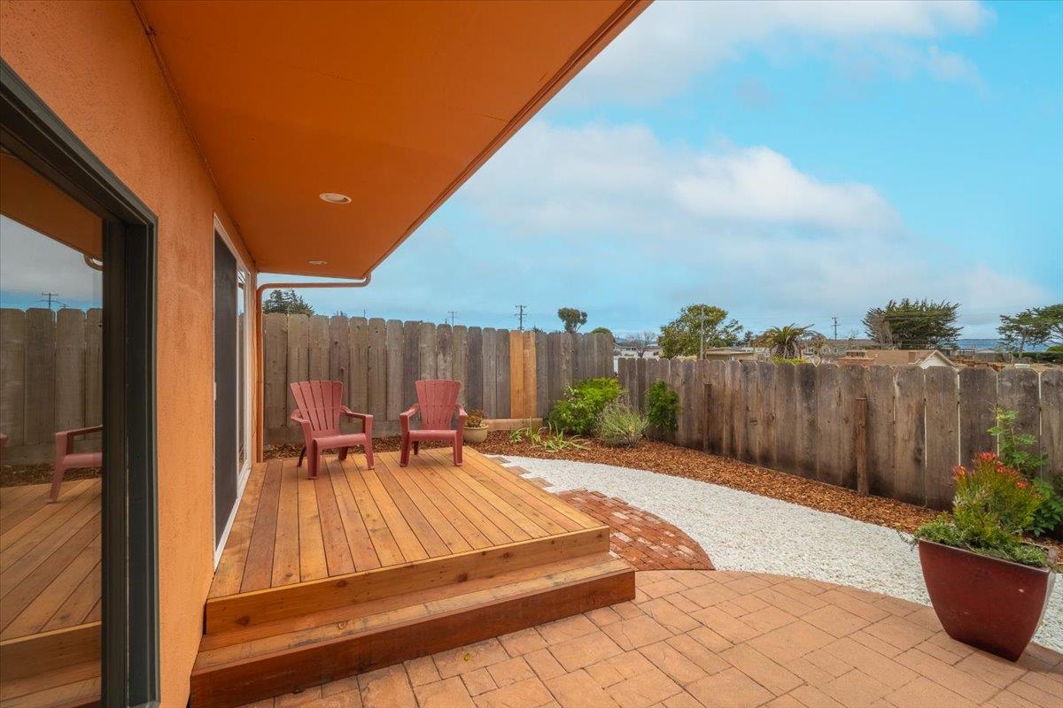 2065 Hacienda Street