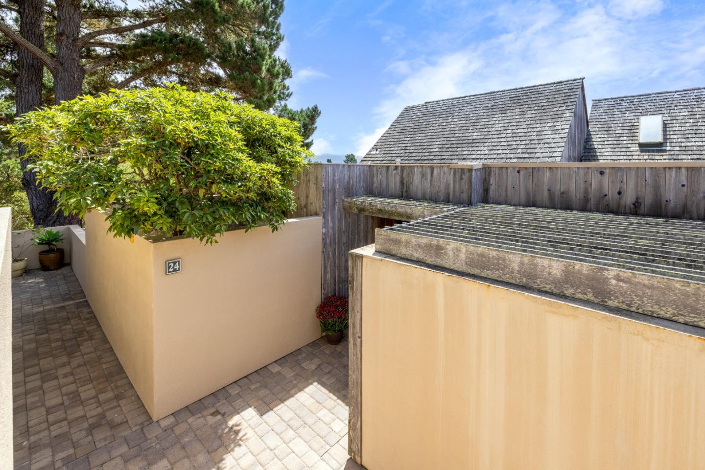 24520 Outlook Drive 24