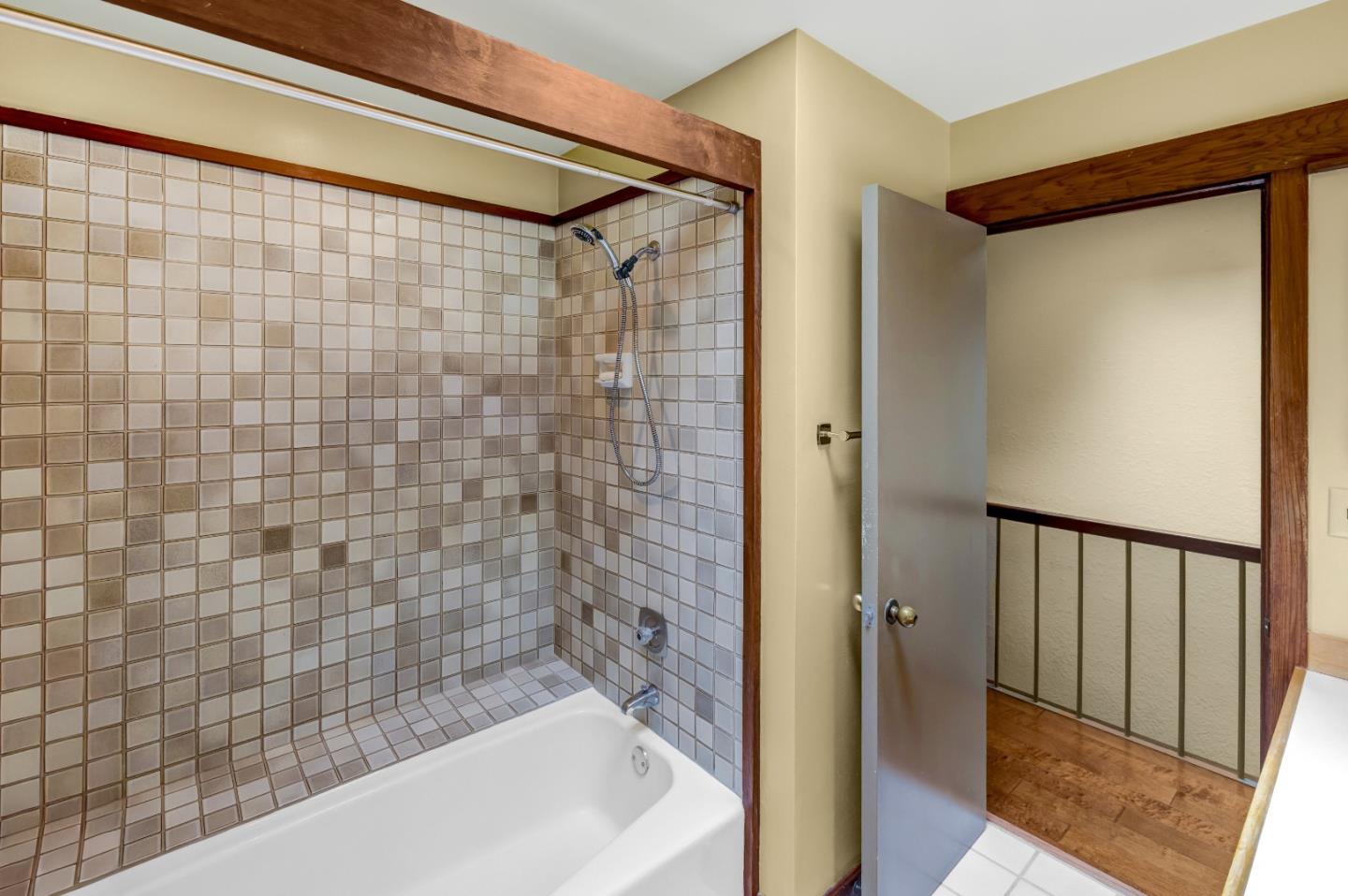 24520 Outlook Drive 24