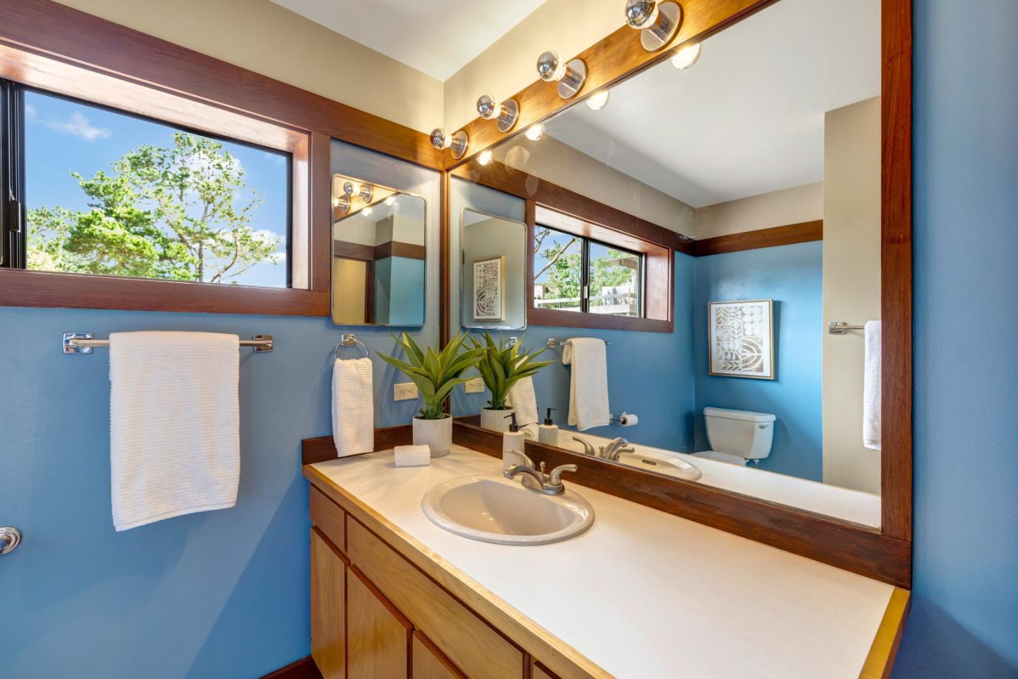 24520 Outlook Drive 24