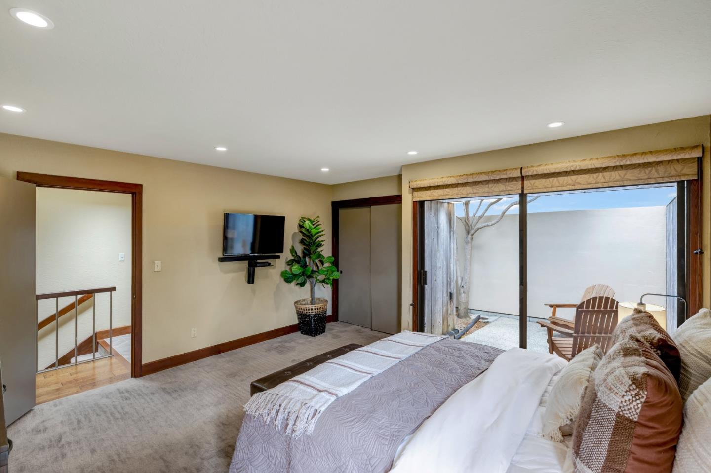 24520 Outlook Drive 24